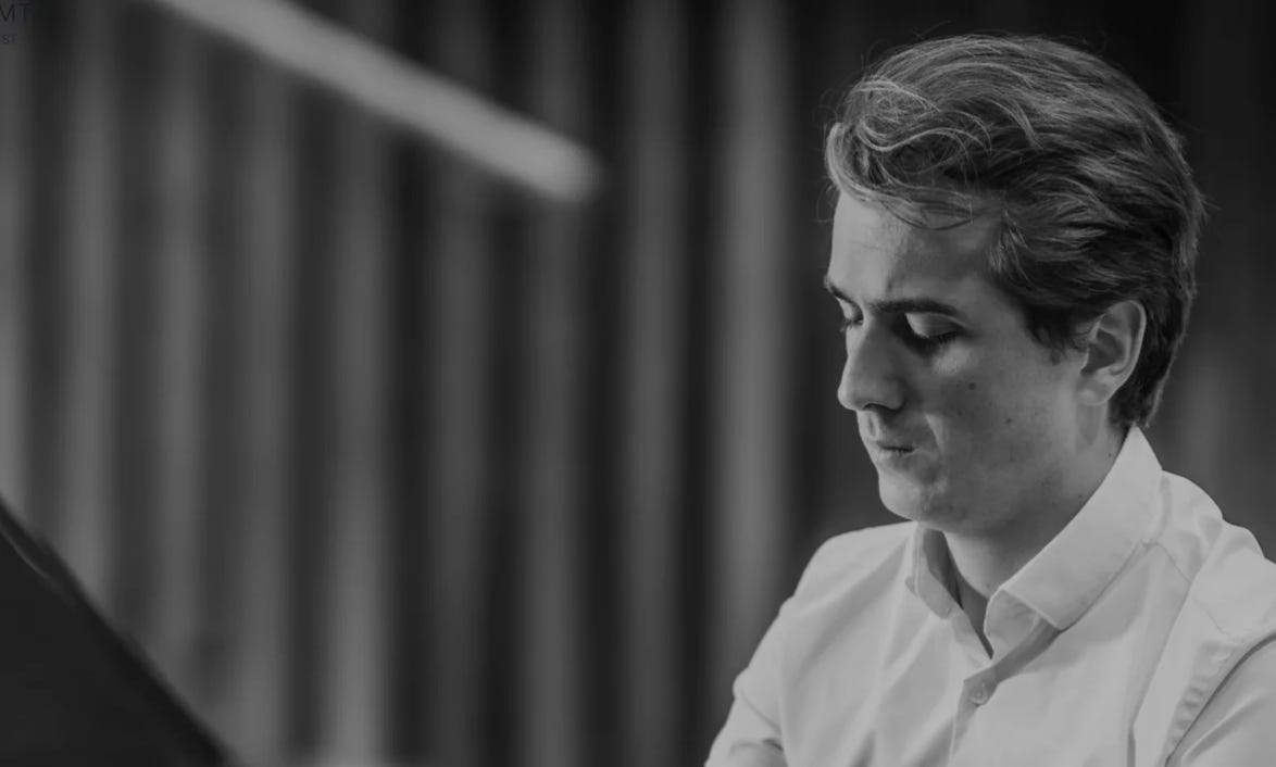 Interview Matthieu Idmtal PianoVrienden